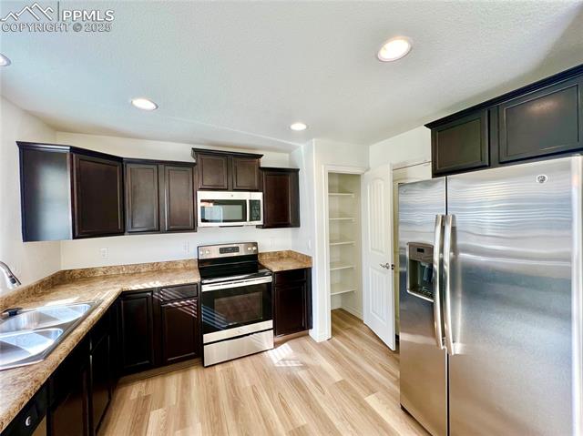6146 Pilgrimage Road Colorado Springs, CO 80925 - Photo 11 of 45 Gallery Image 11