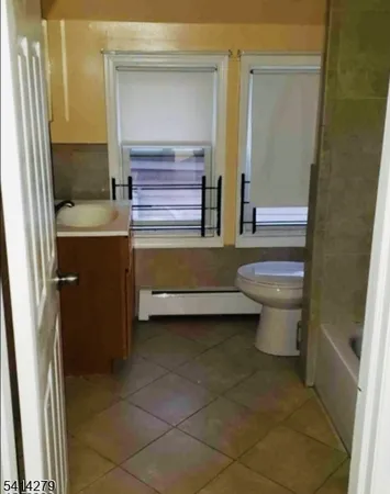 $1,500 | 918 South 17th Street, Newark, NJ 07108
