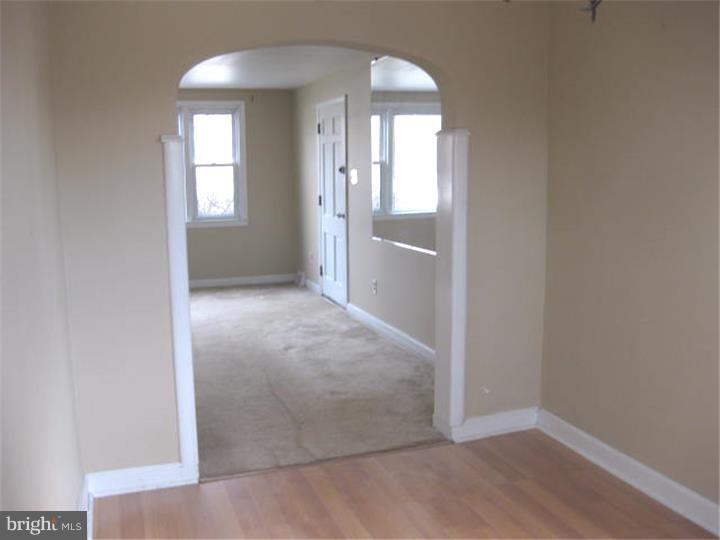 550 Michell Street Ridley Park, PA 19078 - Photo 4 of 12 Living Room