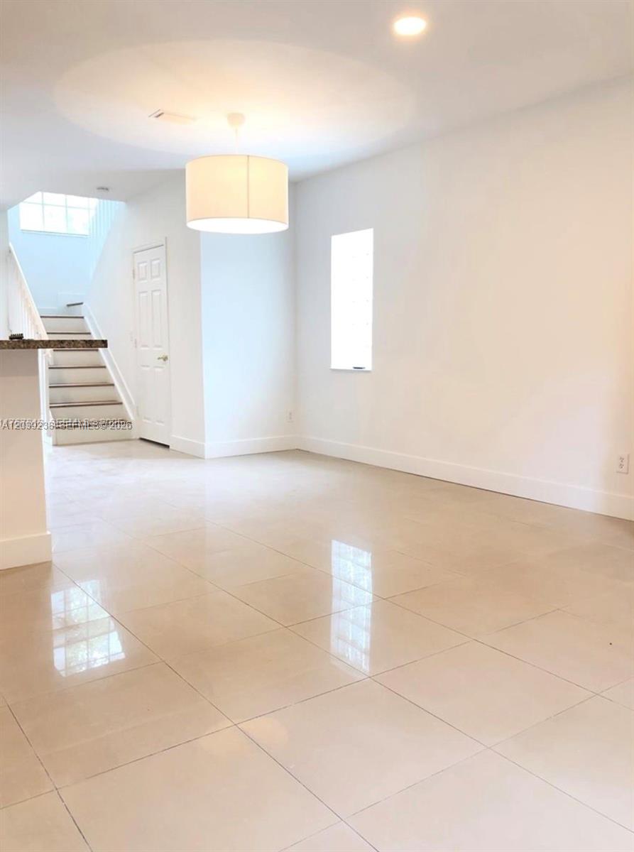 16231 Emerald Cove Road Weston, FL 33331 - Photo 6 of 26