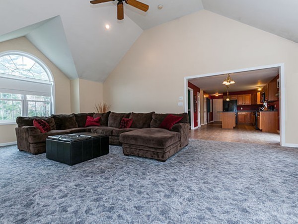 15 Redgate Road Dracut, MA 01826 - Photo 14 of 27 Gallery Image 14