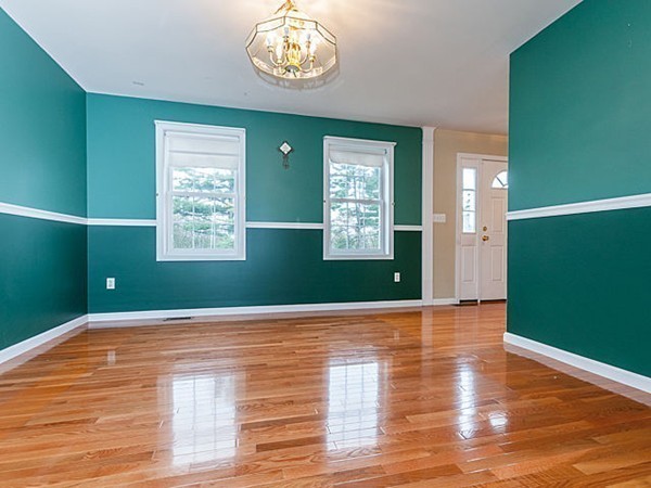 15 Redgate Road Dracut, MA 01826 - Photo 6 of 27 Gallery Image 6