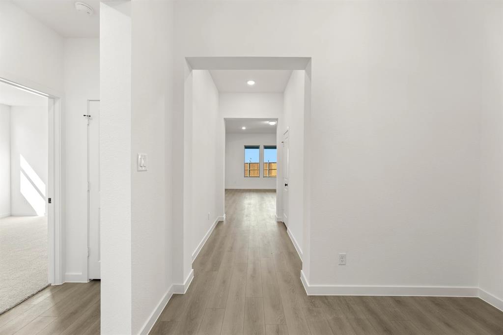 1512 Bushman Lane Forney, TX 75126 - Photo 7 of 28 Foyer