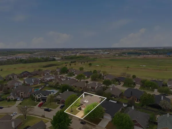 $405,000 | 508 Titleist Drive, Mansfield, TX 76063