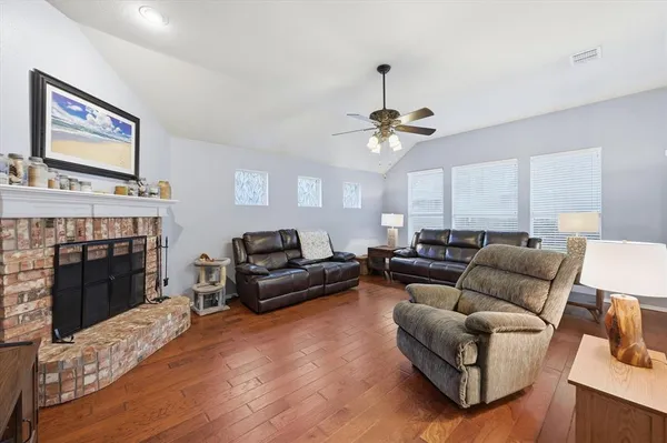 $405,000 | 508 Titleist Drive, Mansfield, TX 76063