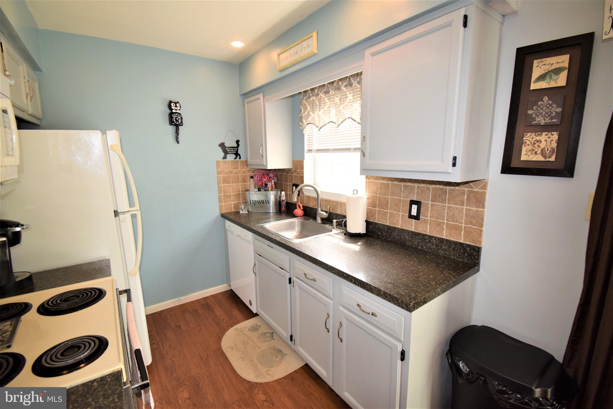 414 Old Forge Drive Bath, PA 18014 - Photo 15 of 34