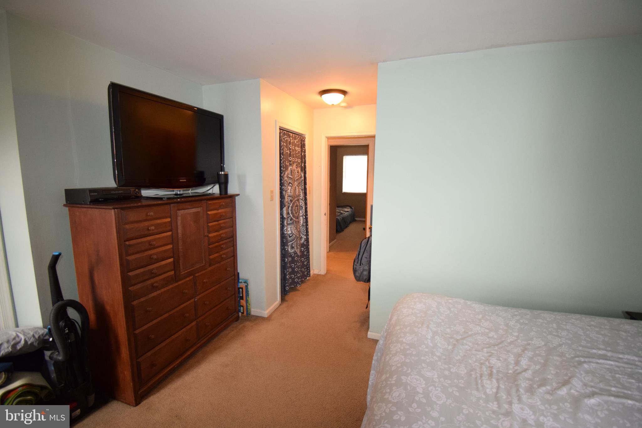 414 Old Forge Drive Bath, PA 18014 - Photo 24 of 34