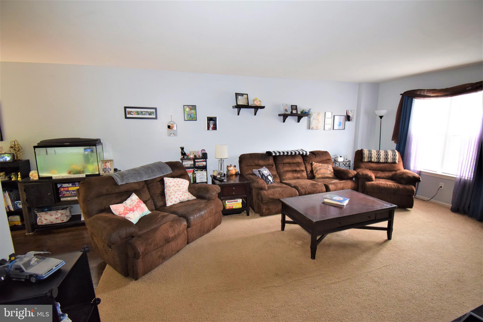 414 Old Forge Drive Bath, PA 18014 - Photo 7 of 34