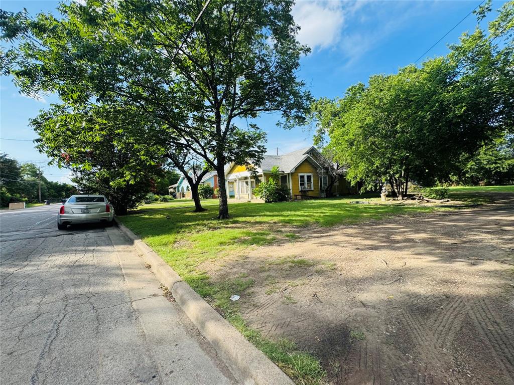 3217 North 27th Street Waco, TX 76708 - Photo 12 of 15 View of front of home with a front lawn