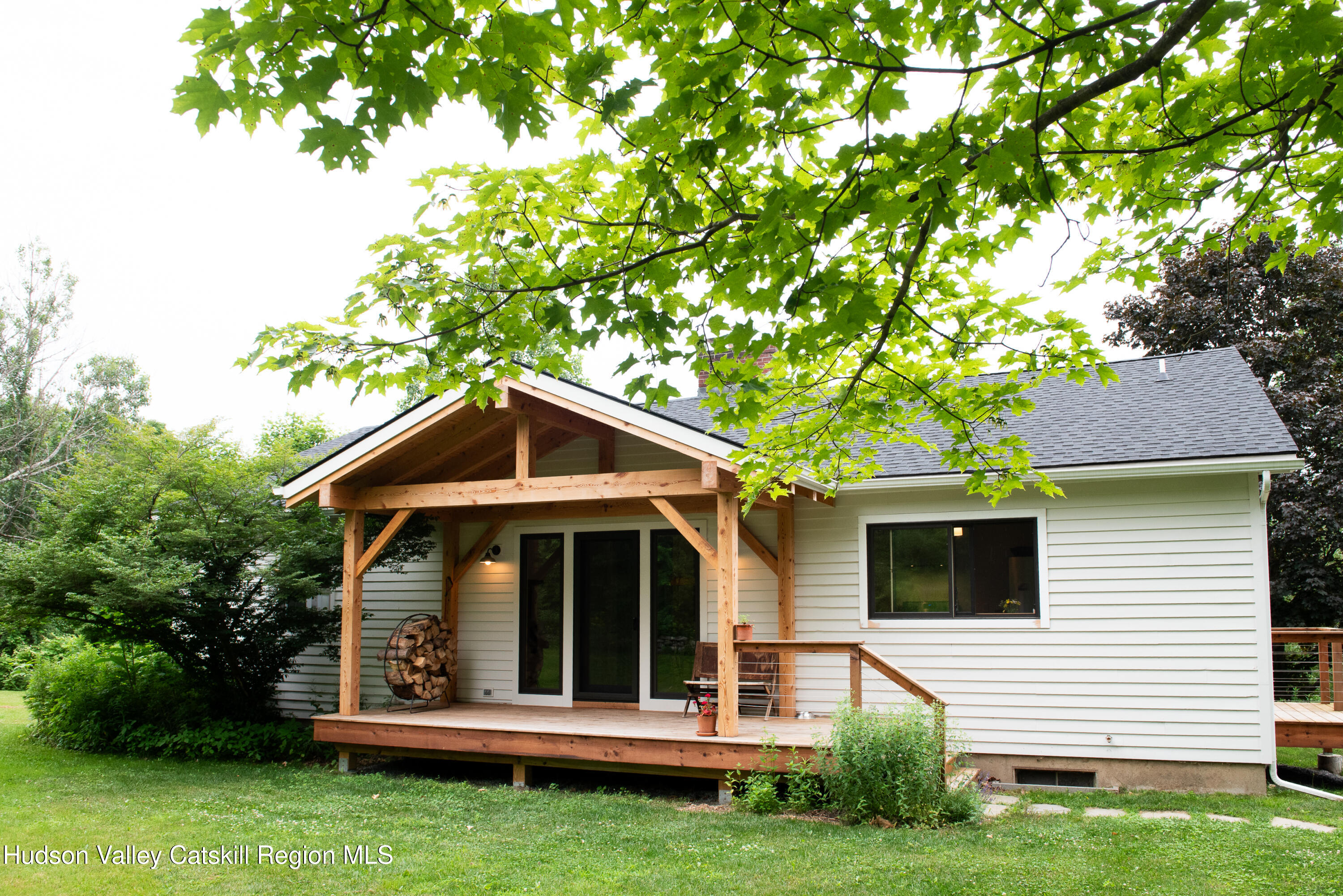 61 Schoolhouse Road New Lebanon, NY 12125 - Photo 2 of 23 joannarrudaphotography-054