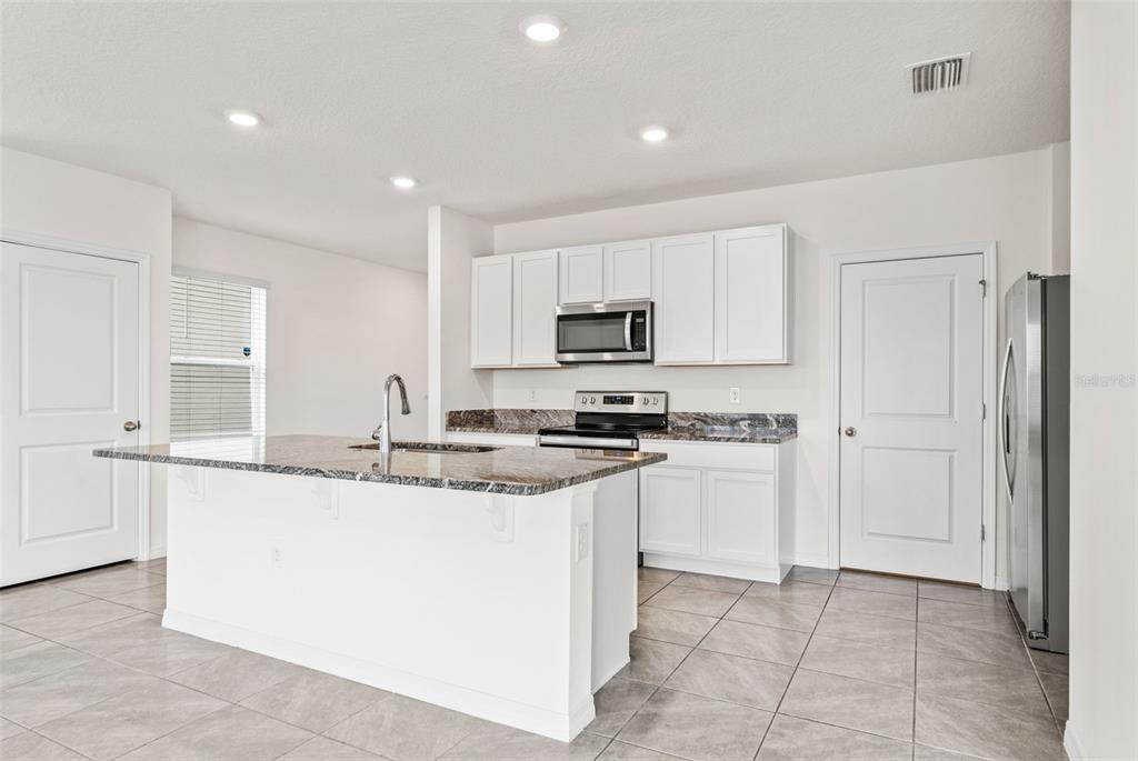 30753 Penny Surf Loop Wesley Chapel, FL 33545 - Photo 15 of 48