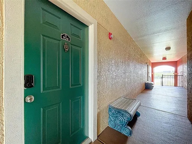 $2,100 | 2731 Via Capri, Unit 934, Clearwater, FL 33764