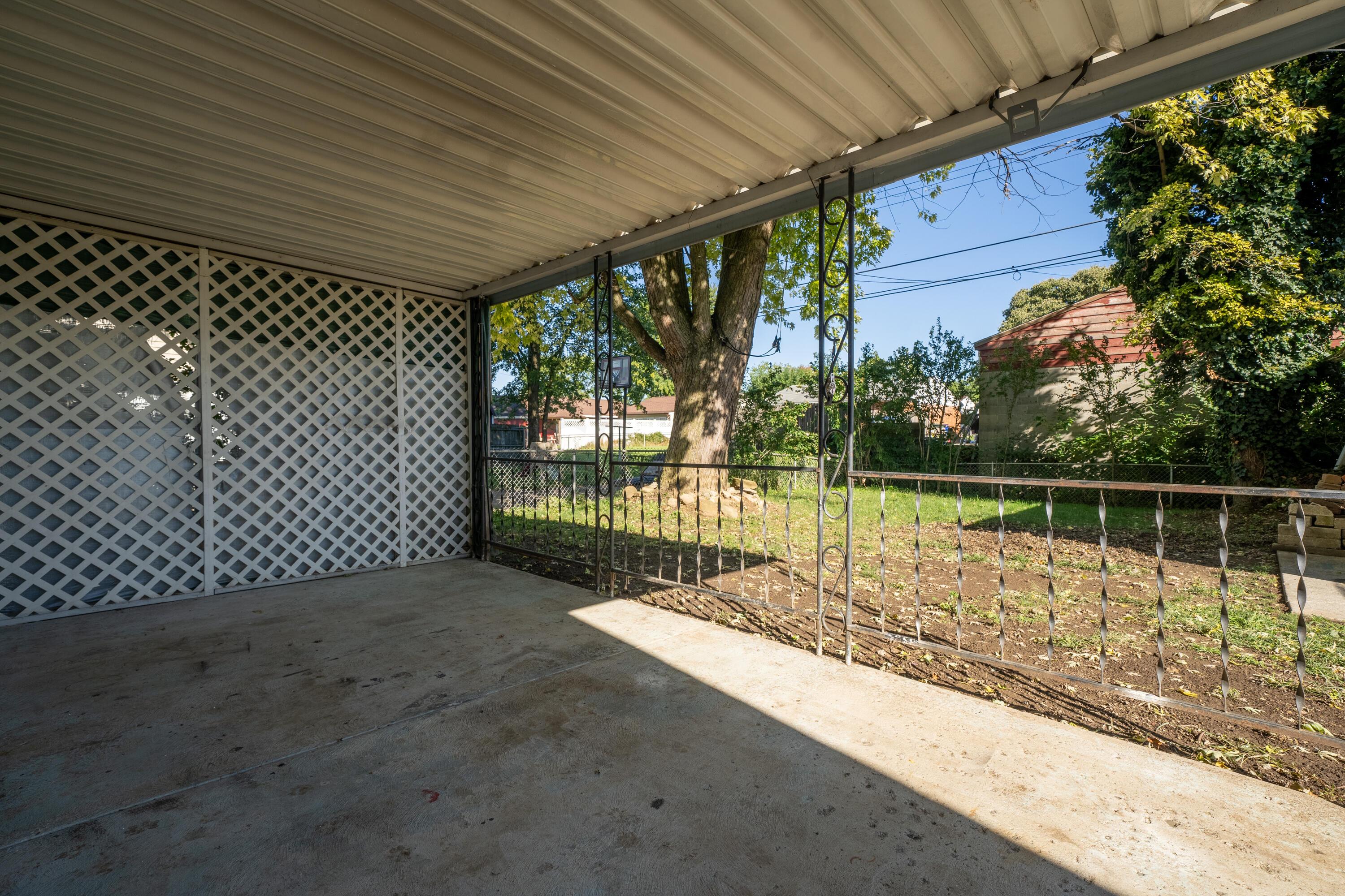 198 Schryver Road Columbus, OH 43207 - Photo 32 of 38 Gallery Image 32