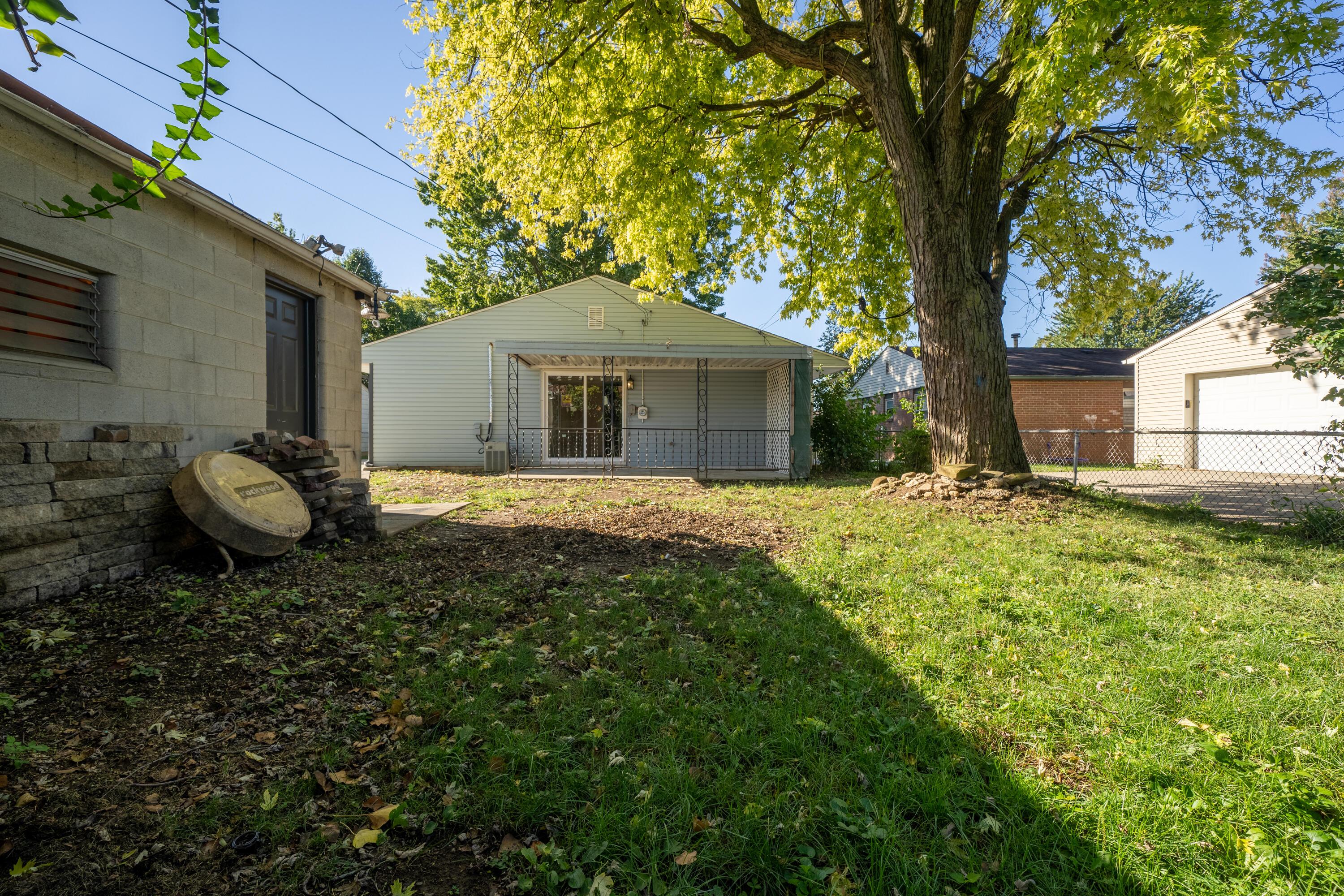 198 Schryver Road Columbus, OH 43207 - Photo 36 of 38 Gallery Image 36