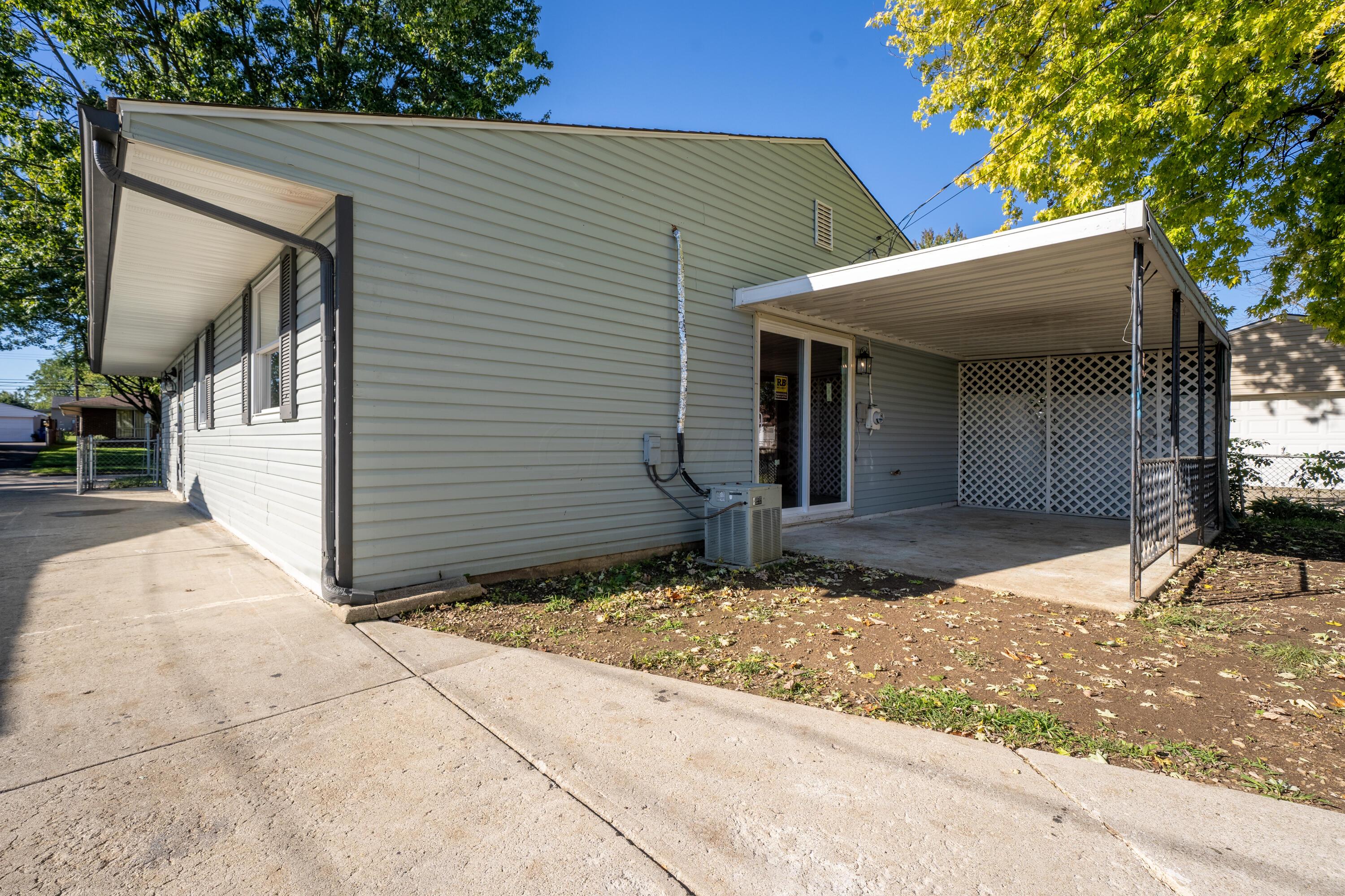 198 Schryver Road Columbus, OH 43207 - Photo 4 of 38 Gallery Image 4