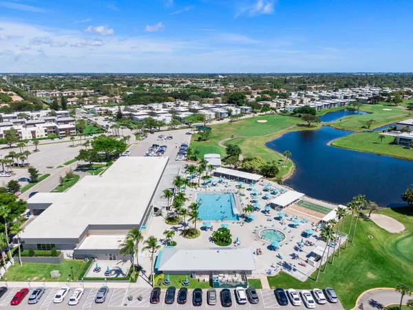 $1,600 | 157 Flanders C, Delray Beach, FL 33484