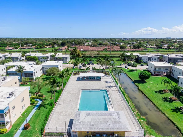 $1,600 | 157 Flanders C, Delray Beach, FL 33484