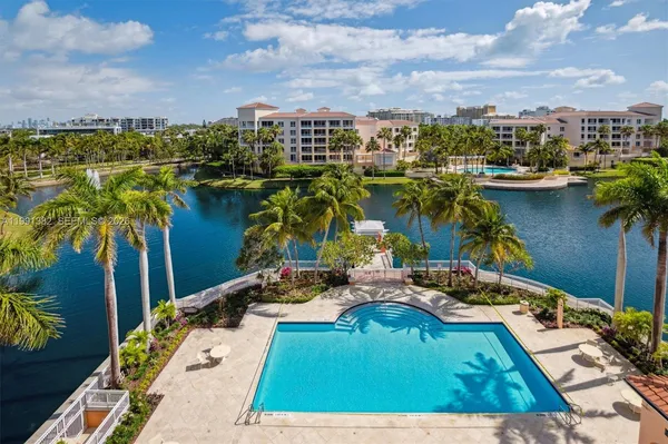 $12,100 | 733 Crandon Boulevard, Unit PH5, Key Biscayne, FL 33149