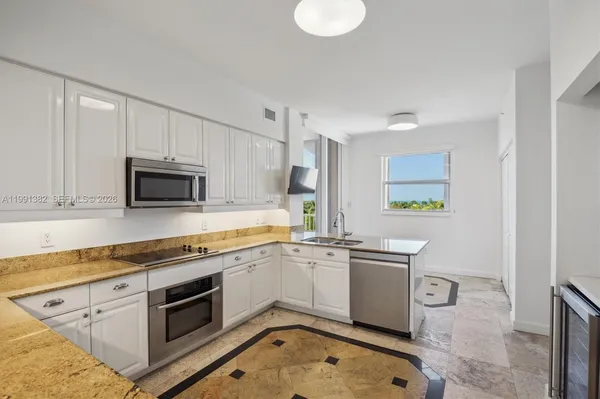 $12,100 | 733 Crandon Boulevard, Unit PH5, Key Biscayne, FL 33149