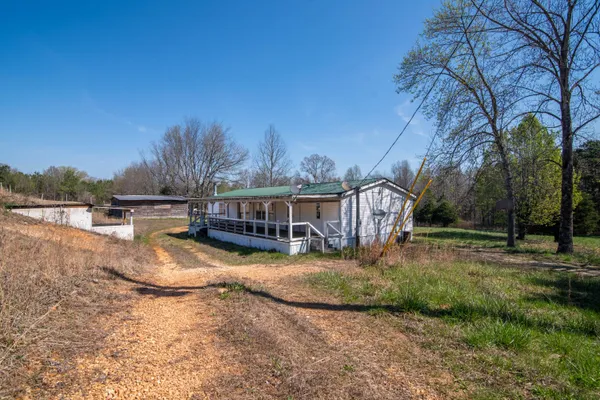 $599,999 | 9658 May Branch Loop, Cypress Inn, TN 38452