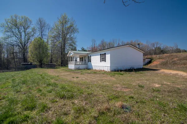 $599,999 | 9658 May Branch Loop, Cypress Inn, TN 38452