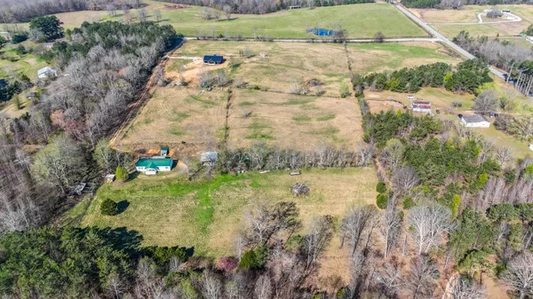 $599,999 | 9658 May Branch Loop, Cypress Inn, TN 38452