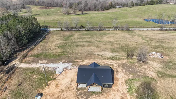 $599,999 | 9658 May Branch Loop, Cypress Inn, TN 38452
