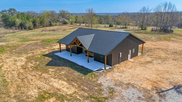 $599,999 | 9658 May Branch Loop, Cypress Inn, TN 38452