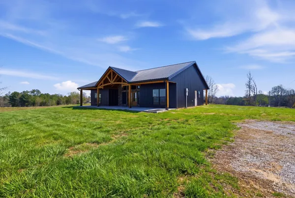 $599,999 | 9658 May Branch Loop, Cypress Inn, TN 38452