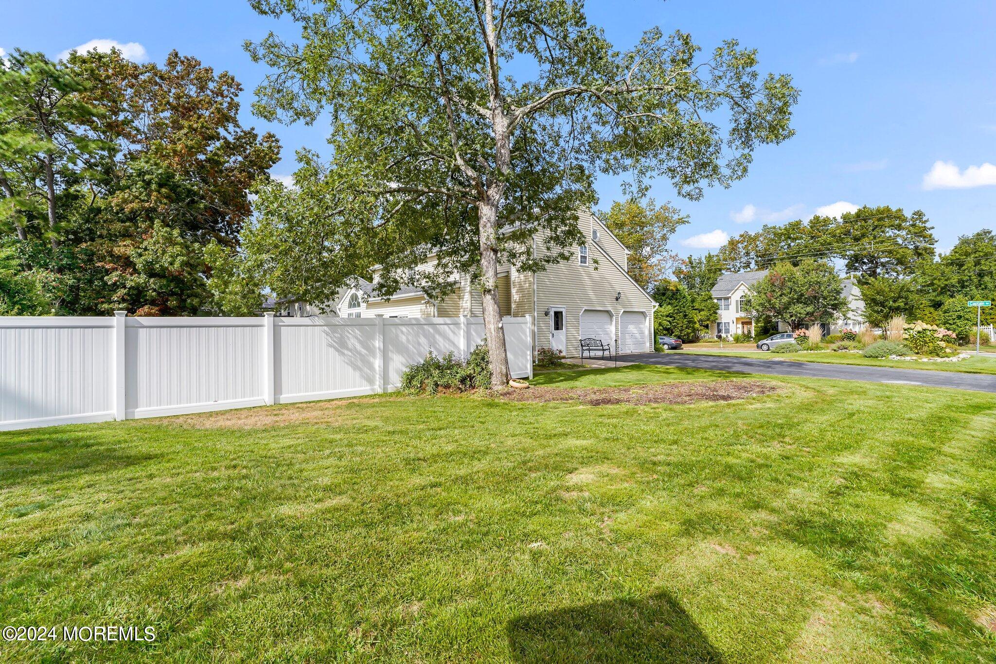 100 Captain Road Manahawkin, NJ 08050 - Photo 32 of 40 51-web-or-mls-DSC00618
