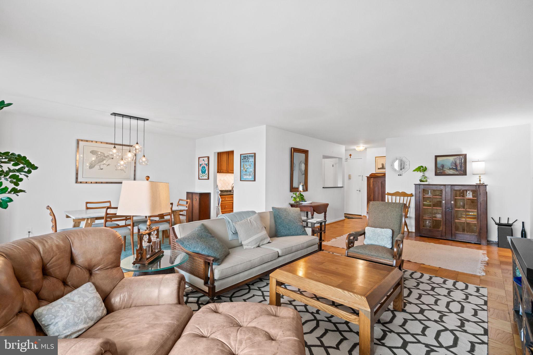 5101 River Road, Unit 901 Bethesda, MD 20816 - Photo 5 of 32