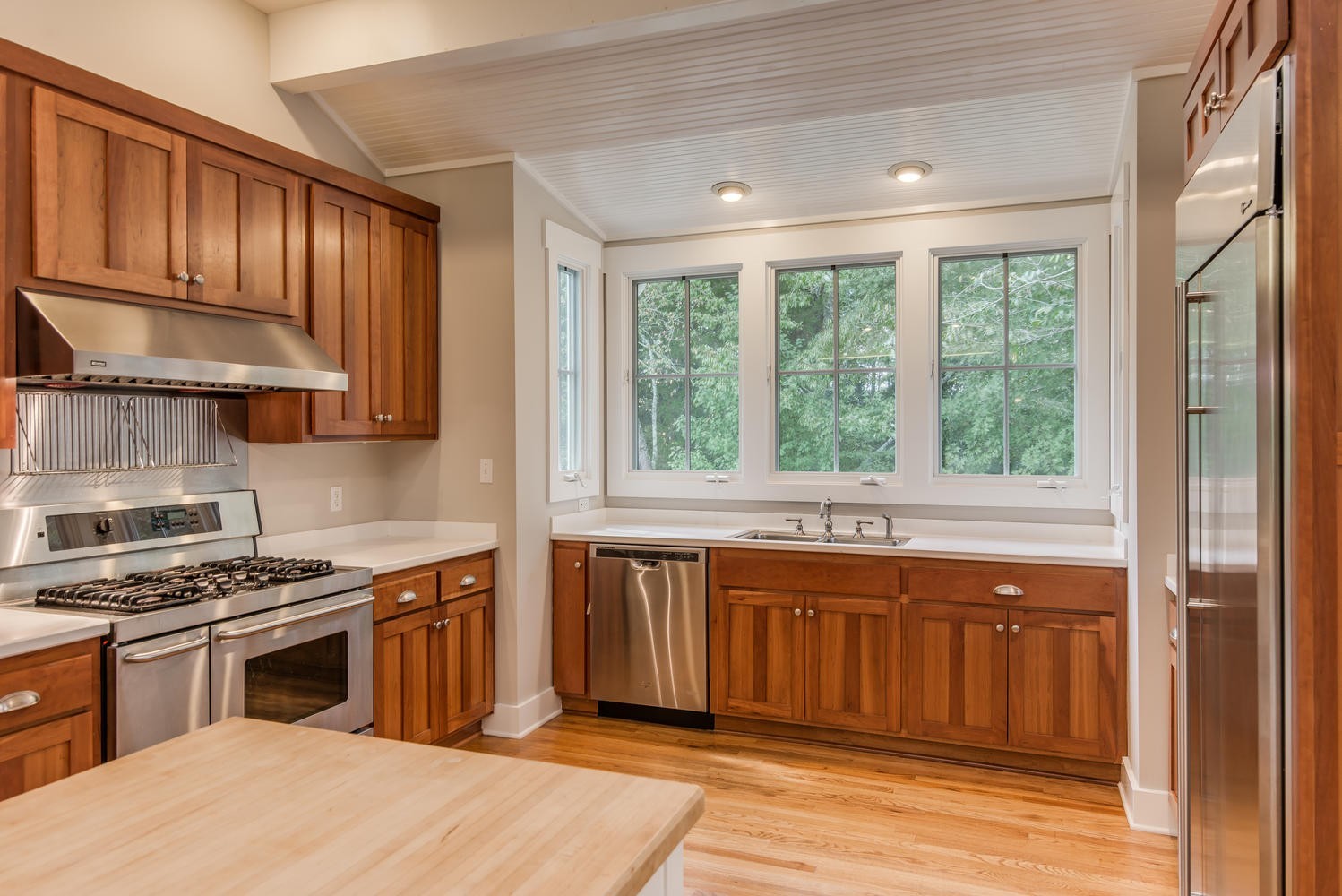 1091 Tulloss Road Franklin, TN 37067 - Photo 22 of 52 a kitchen with a sink stove top oven and cabinets