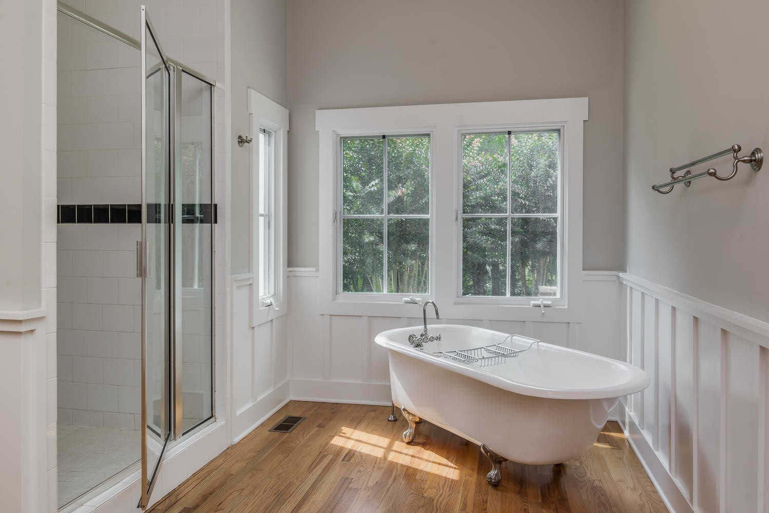 1091 Tulloss Road Franklin, TN 37067 - Photo 32 of 52 a bathroom with a sink bathtub and a toilet