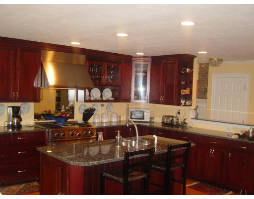 76 Jerusalem Road Cohasset, MA 02025 - Photo 5 of 6 Gallery Image 5