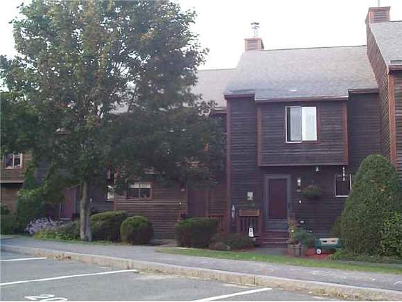 21 Thornhill Road, Unit 21 Stratham, NH 03885 - Photo 1 of 1