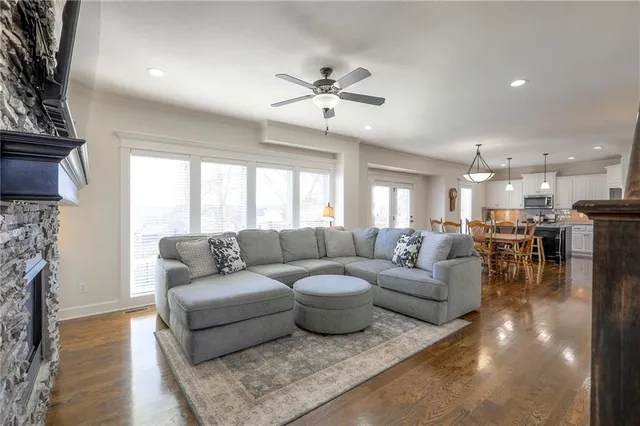 $489,900 | 117 Maple Street, Lone Jack, MO 64070