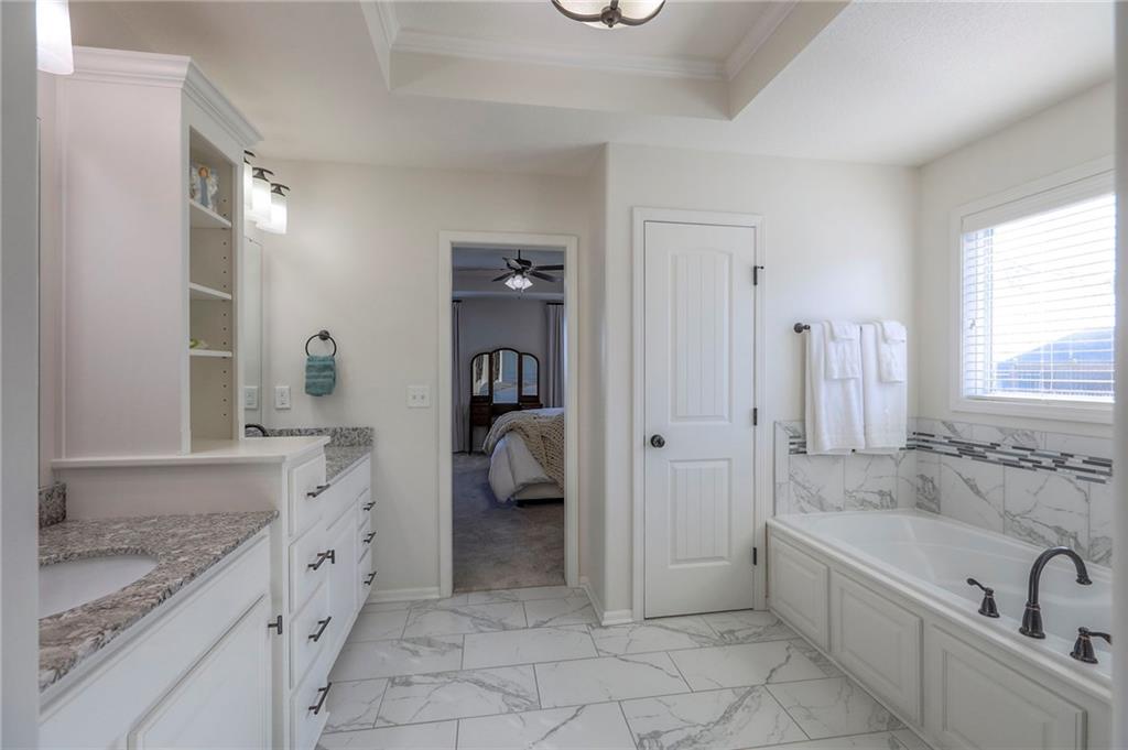 117 Maple Street Lone Jack, MO 64070 - Photo 32 of 54