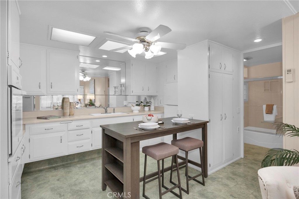 1491 Golden Rain Road, Unit 91J Seal Beach, CA 90740 - Photo 12 of 32