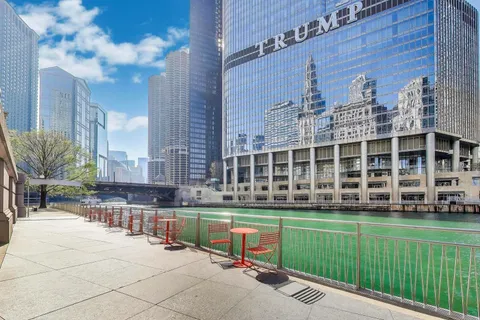 $2,490,000 | 401 North Wabash Avenue, Unit 74D, Chicago, IL 60611