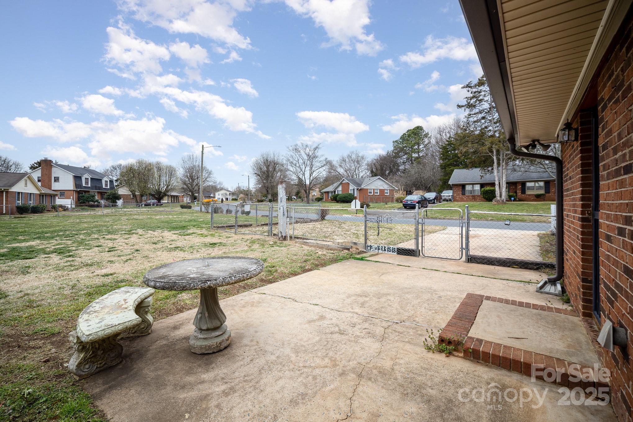 2039 Bangor Road, Unit 12 Charlotte, NC 28217 - Photo 17 of 19 Gallery Image 17