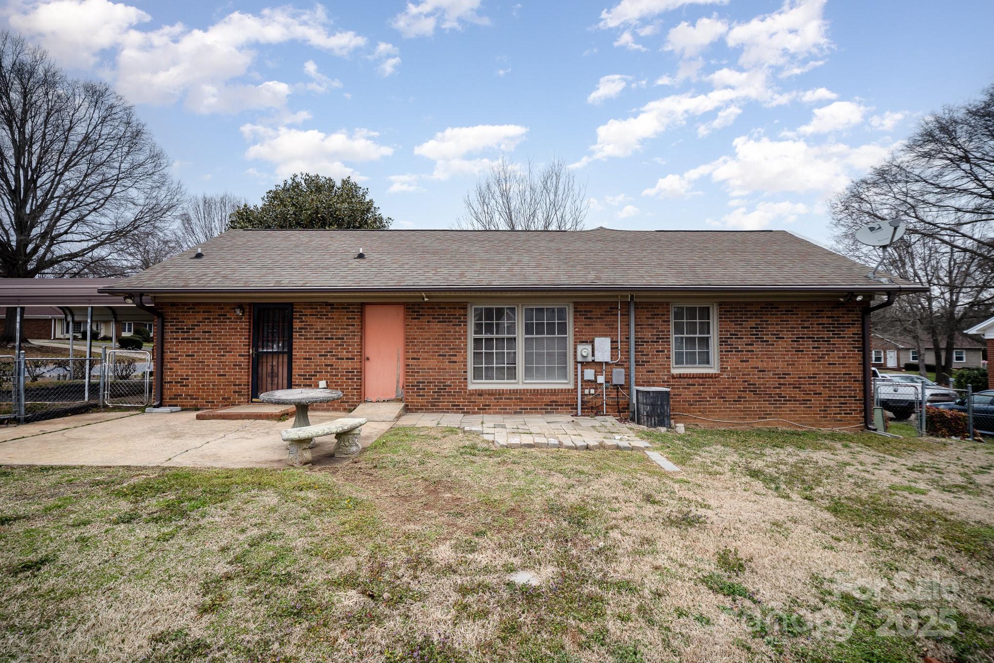 2039 Bangor Road, Unit 12 Charlotte, NC 28217 - Photo 18 of 19 Gallery Image 18