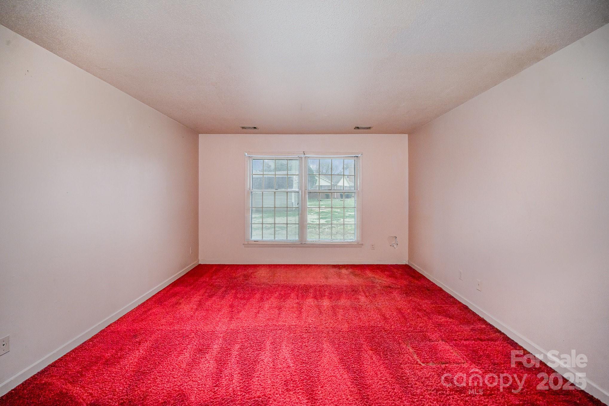 2039 Bangor Road, Unit 12 Charlotte, NC 28217 - Photo 2 of 19 Gallery Image 2