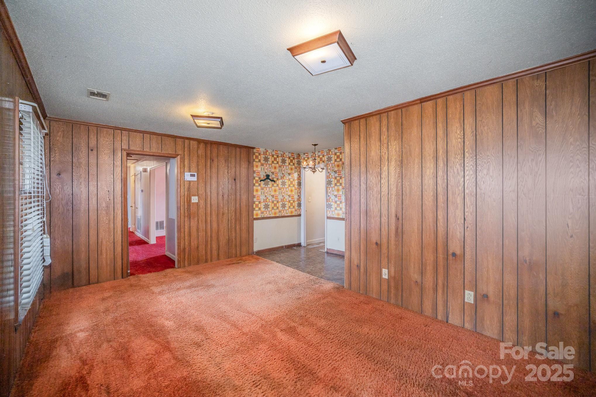 2039 Bangor Road, Unit 12 Charlotte, NC 28217 - Photo 5 of 19 Gallery Image 5