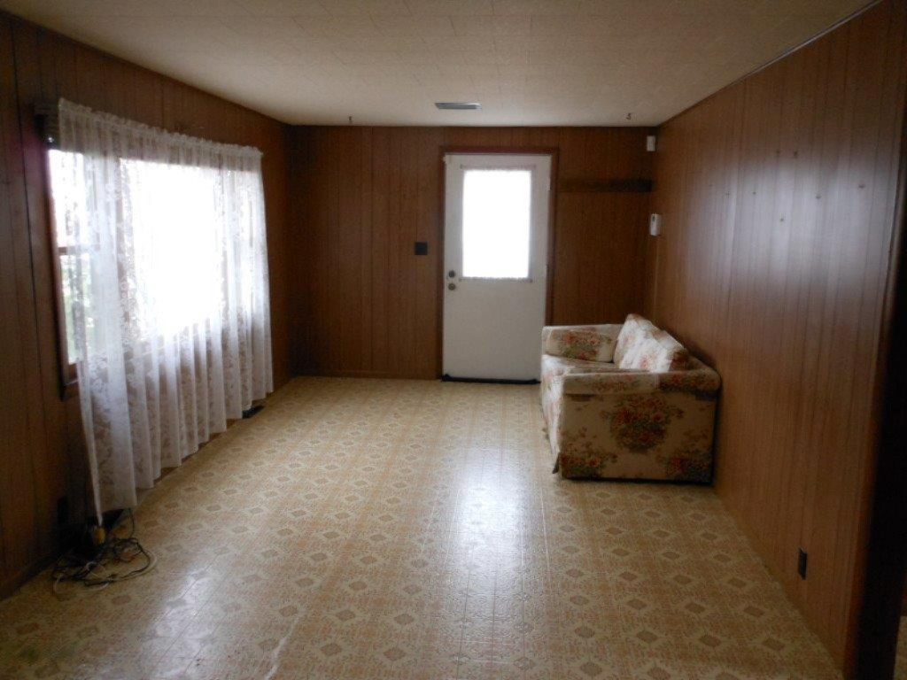 8800 Ellis Road Ravenna, MI 49451 - Photo 16 of 29 036