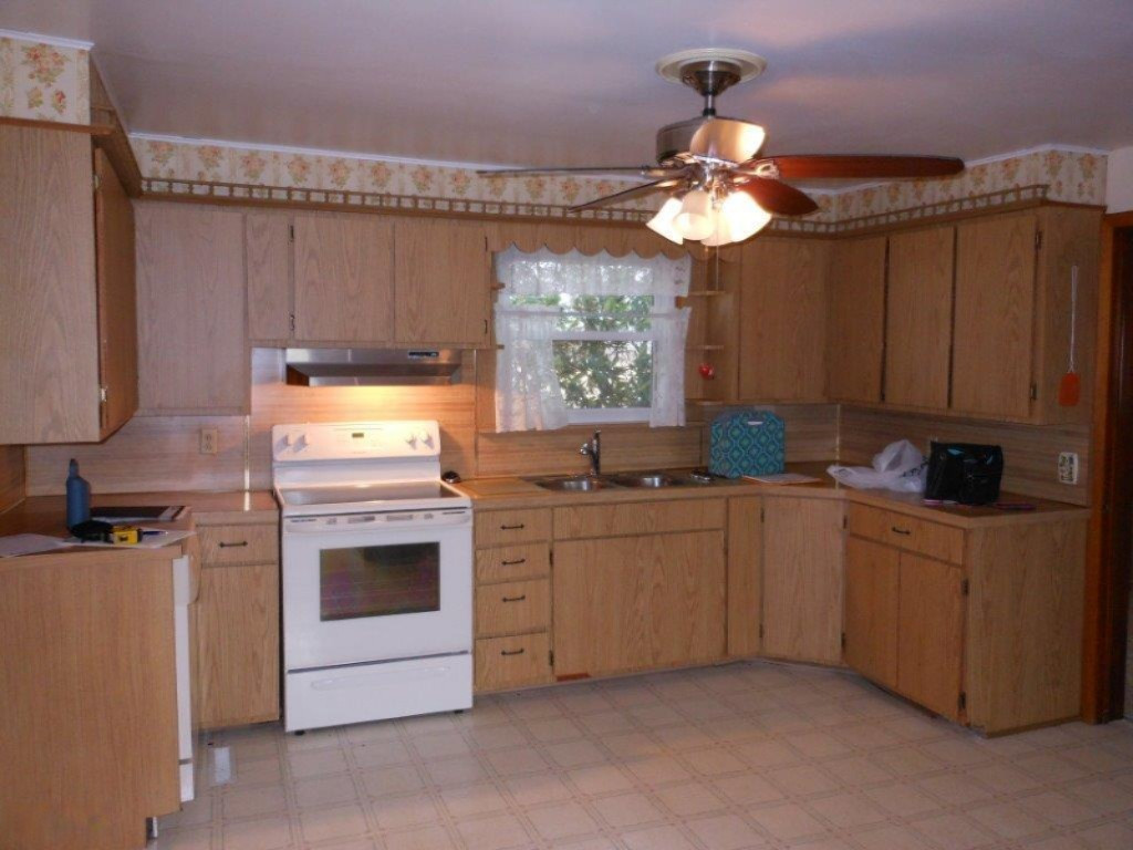 8800 Ellis Road Ravenna, MI 49451 - Photo 3 of 29 023