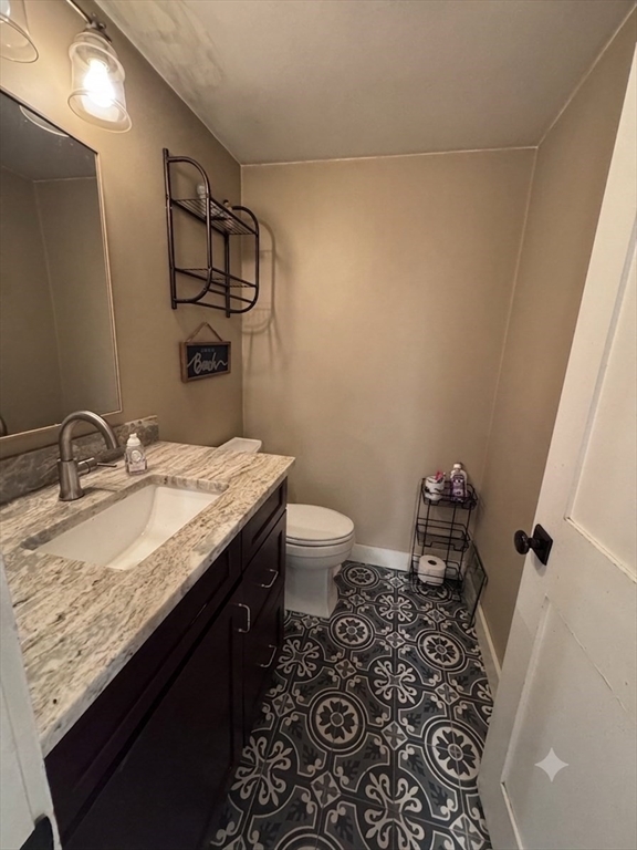 7 Chilton Avenue Kingston, MA 02364 - Photo 13 of 16