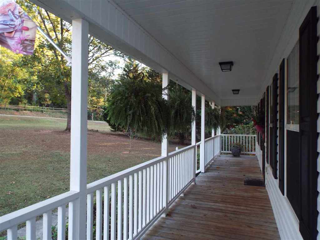 325 Jule Merck Road Norris, SC 29667 - Photo 8 of 17