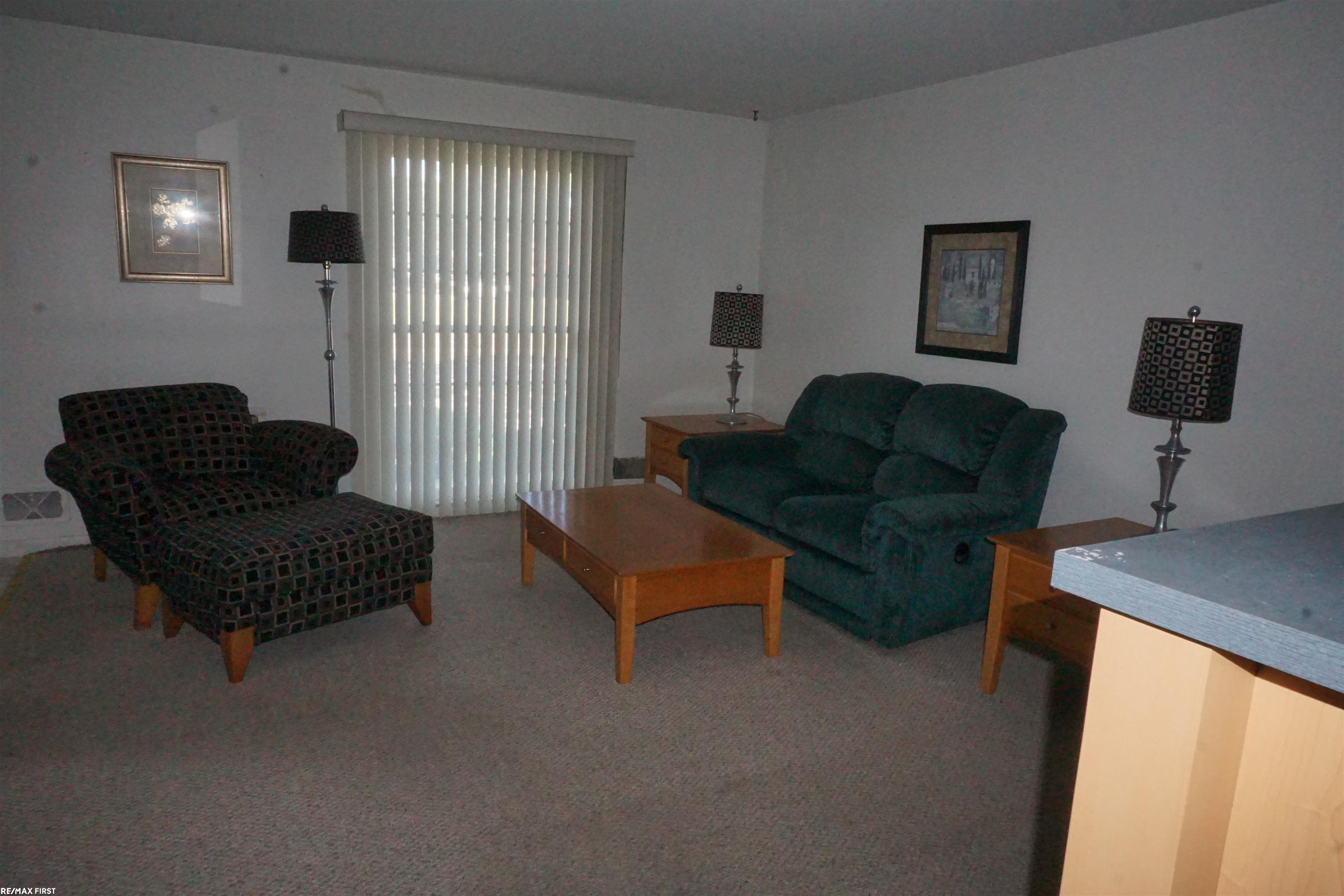 20440 Vernier Road Harper Woods, MI 48225 - Photo 8 of 17