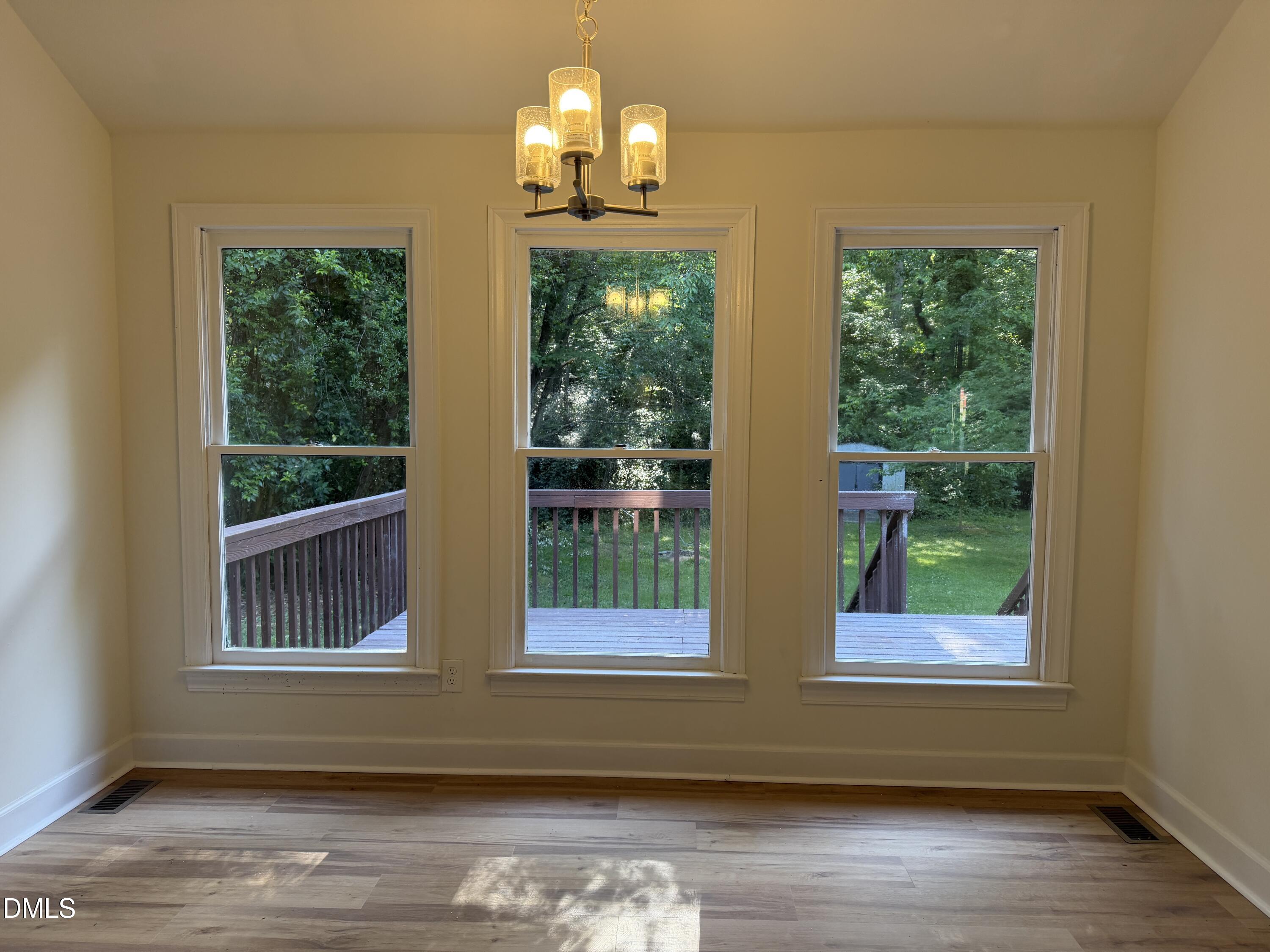 101 Singleton Street Raleigh, NC 27606 - Photo 5 of 13 Breakfast