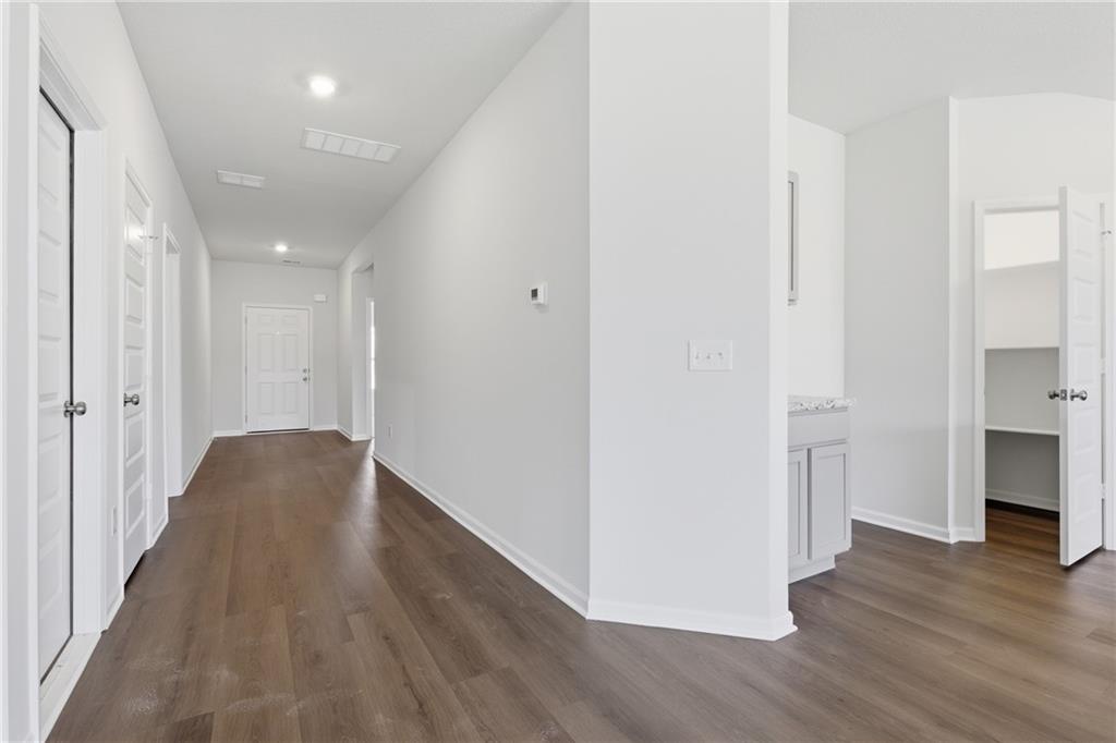 20249 West 194th Terrace Spring Hill, KS 66083 - Photo 2 of 12